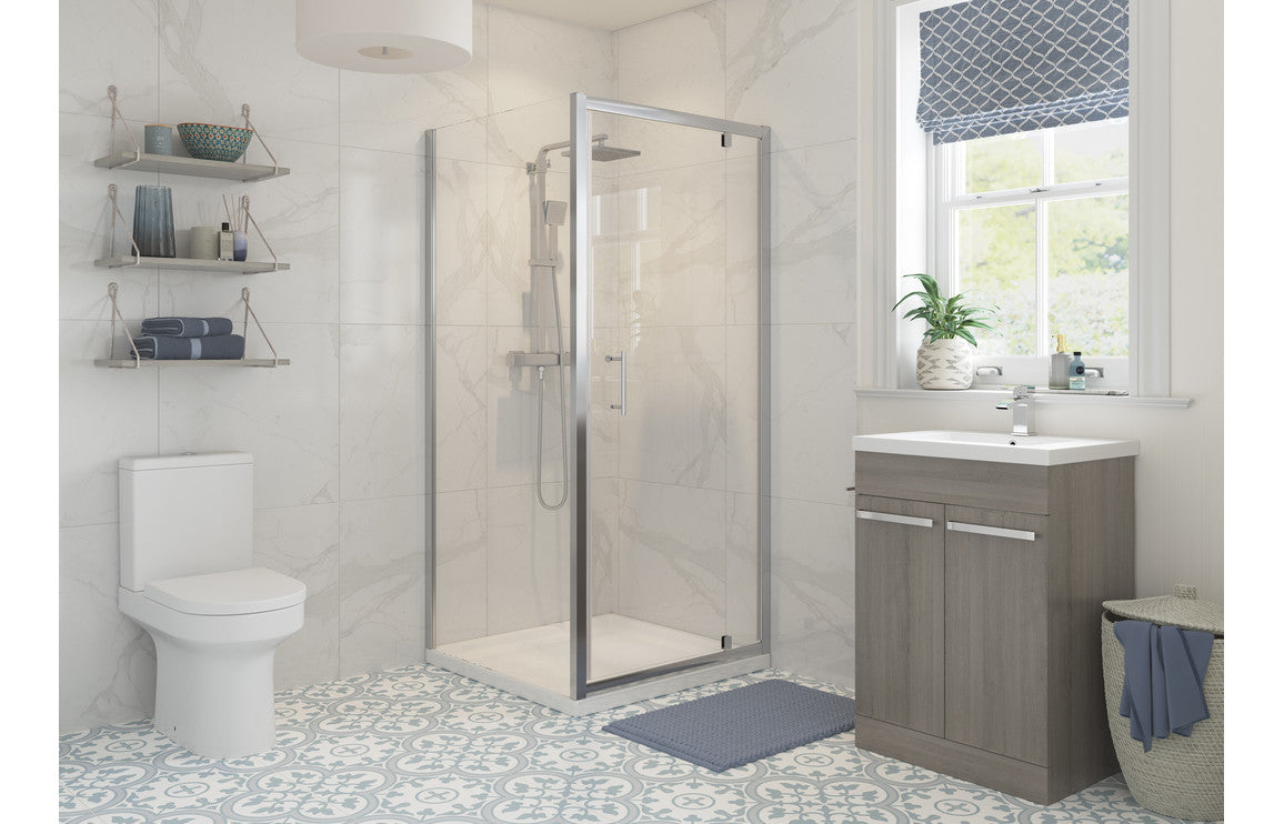 Callisto Pivot Door
