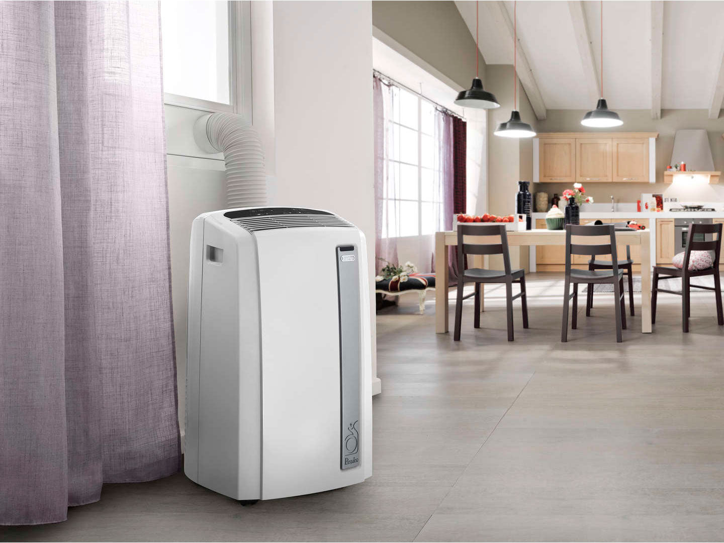 De'Longhi PAC AN112 Silent Air Conditioning Unit
