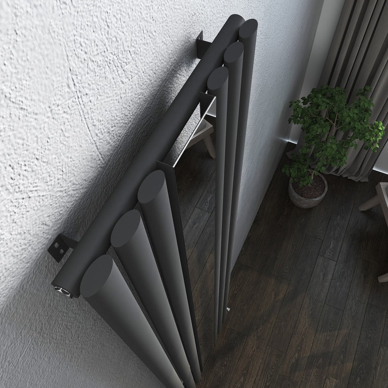 Florence Designer Mirror Radiator
Anthracite
Close up