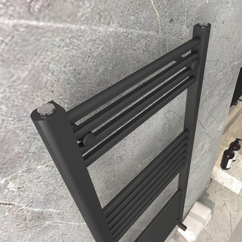 Detroit Towel Radiator
Black
Closeup